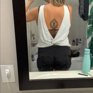 Lululemon Athletica Top. Size 10.